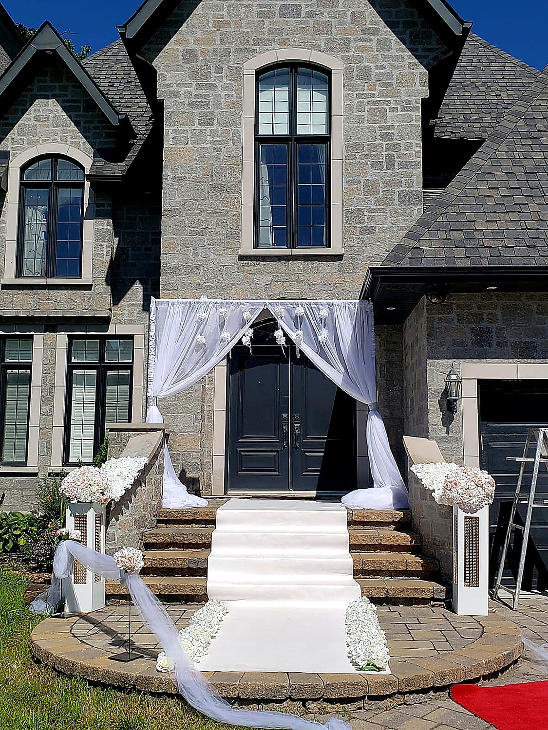 À domicile — Entrée élégante
